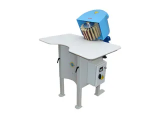 Väike lihvimasin siniste ja valgete elementidega