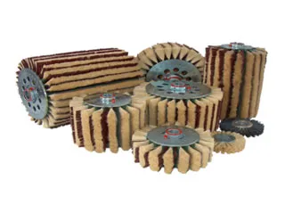 Erinevate lihviharjade komplekt tööstusmasinatele